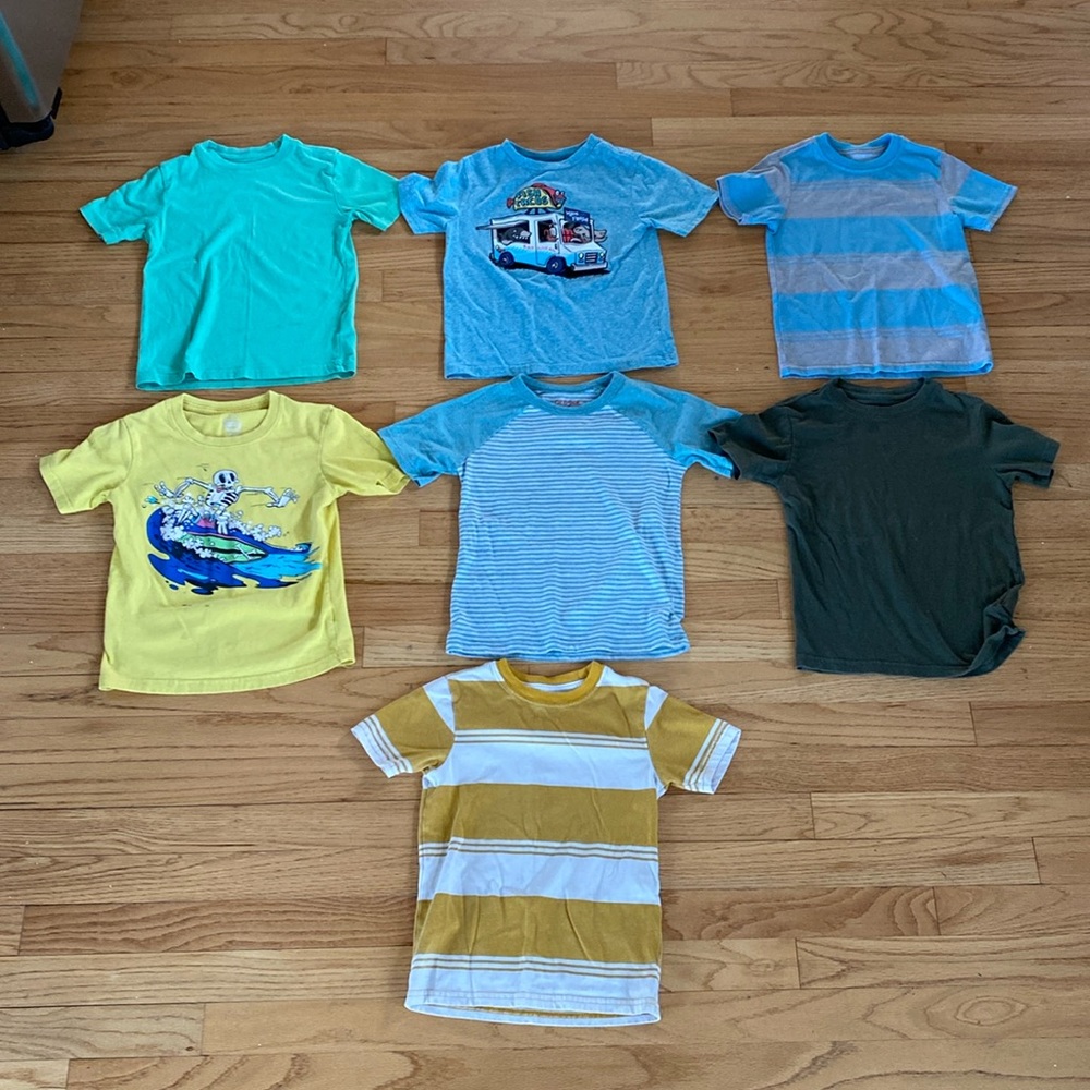Boys’ XS short sleeve t shirt bundle